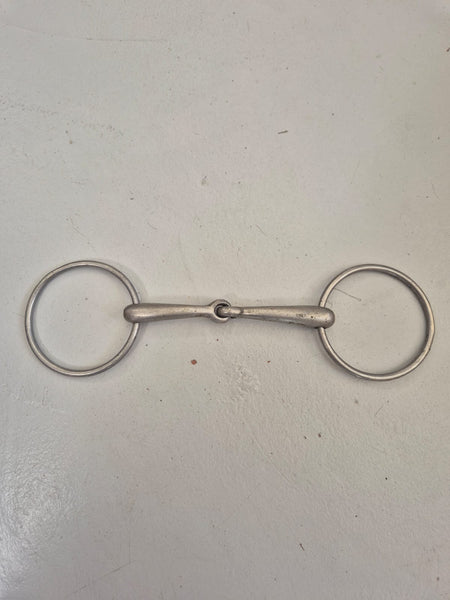 2nd Hand Single Joint Snaffle/ 5.5"