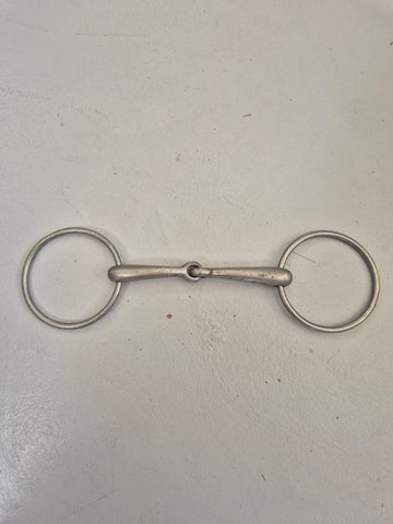 2nd Hand Single Joint Snaffle/ 5.5"