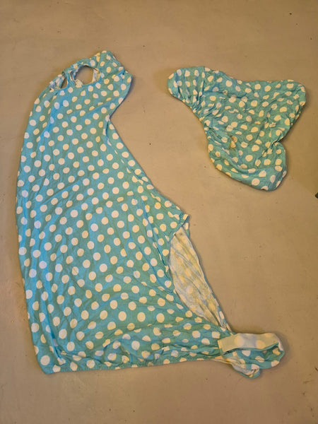 2nd Hand Showing Hood & Saddle Cover / White & Turq polka dots/ Med