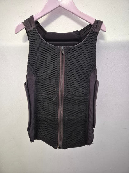 2nd Hand Swing Back Protector/ Level 2/ Kids Med