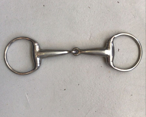 2nd Hand Single Joint Eggbutt Snaffle/ 5.5"