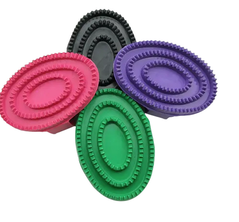 Small Rubber Curry Comb
